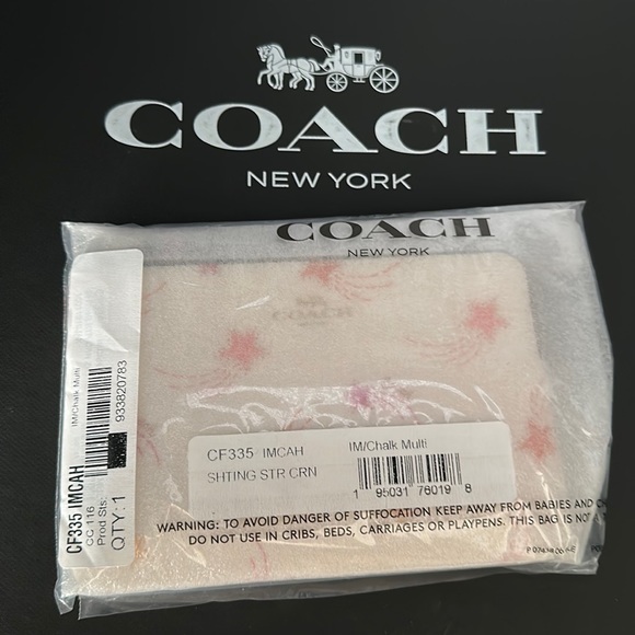 NWT Coach Chalk Leather Corner Zip Wristlet Shooting Star Night Sky Print cf335 - Picture 2 of 10